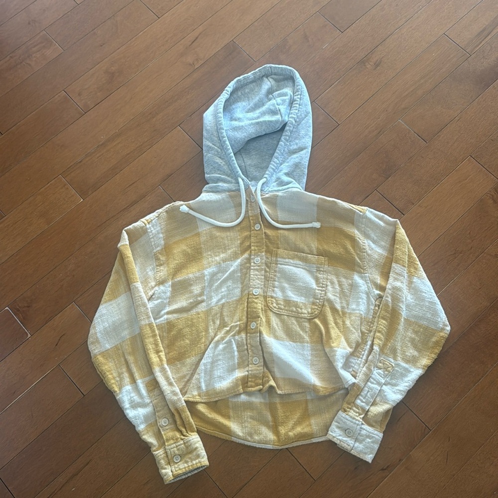 American Eagle cropped flannel hoodie